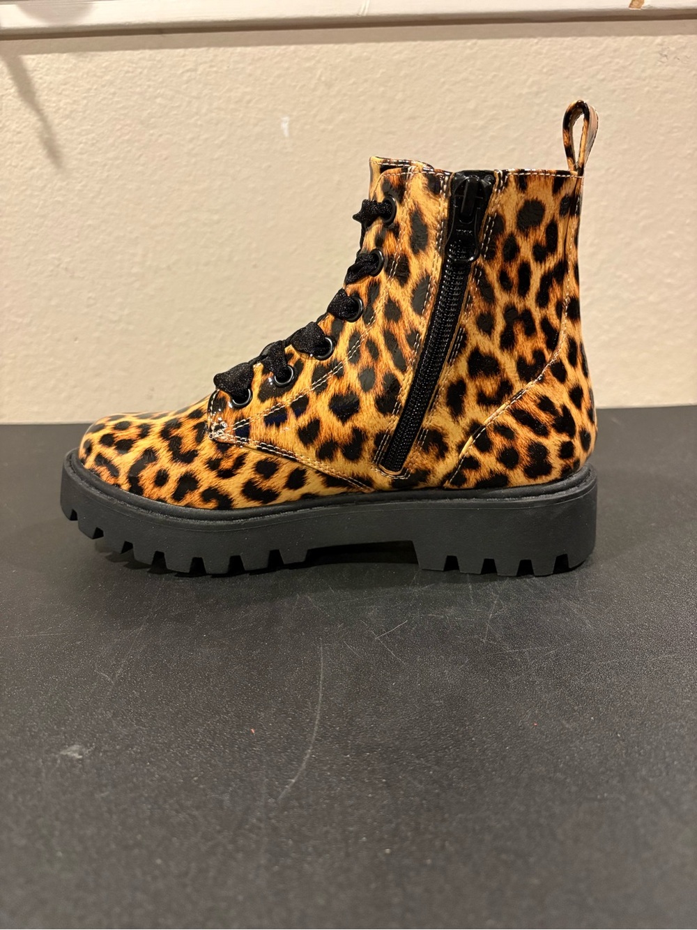 Art Class Kayden Cheetah Print Combat Ankle Boot Multiple Kids Youth Sizes - Picture 5 of 15
